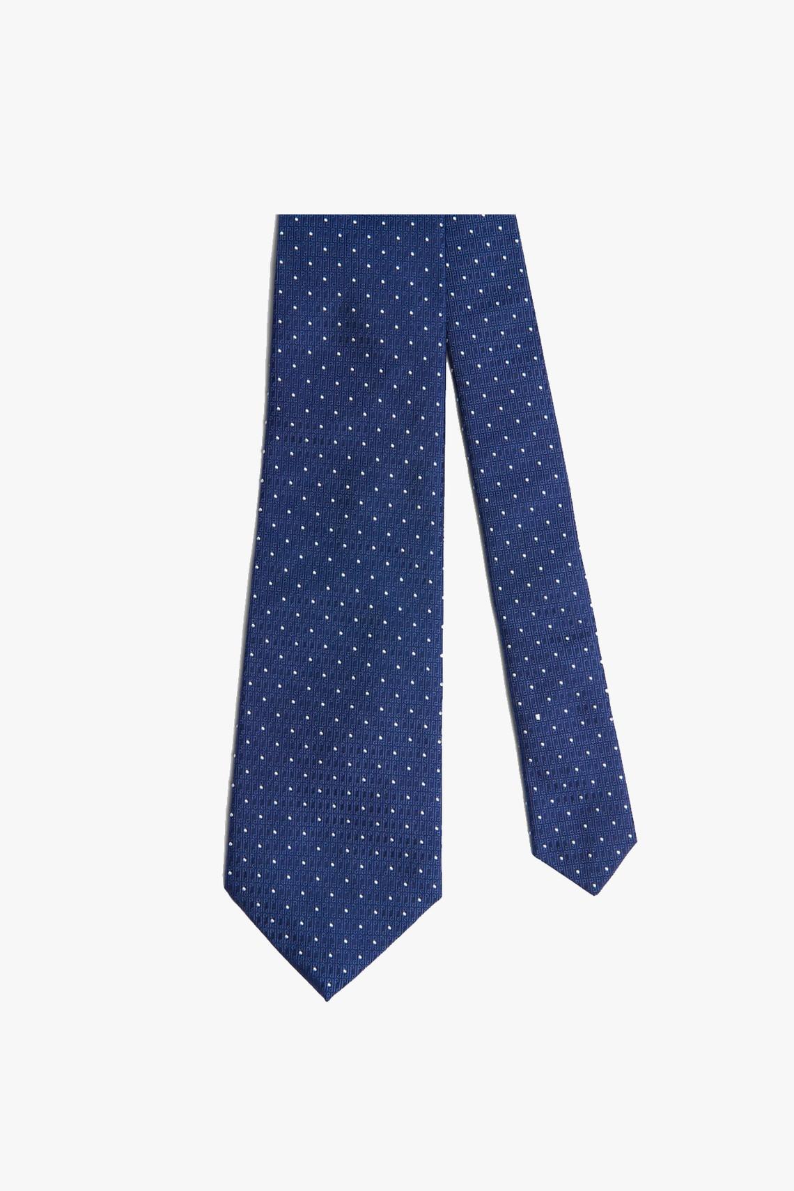 Why Dunhill Is The Place For Luxury Gifts This Season SL.Man